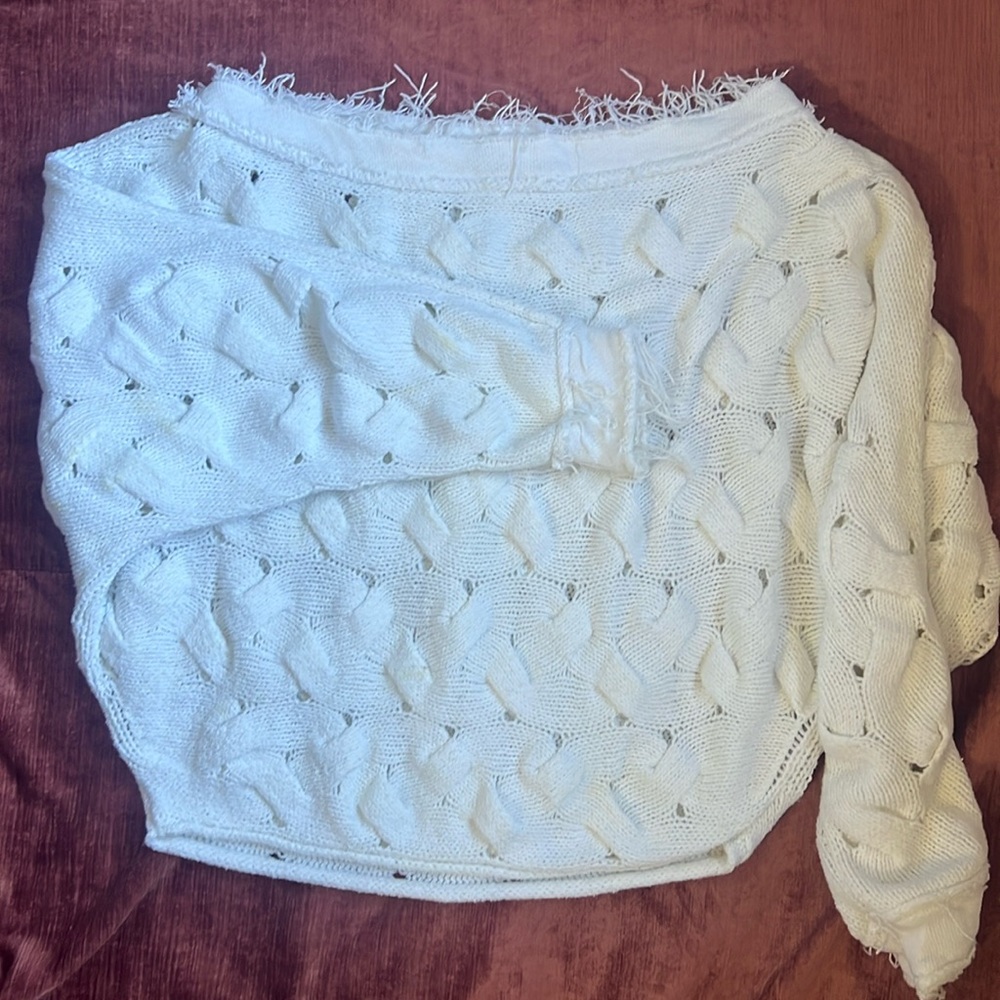 FREE PEOPLE CROP TOP Sweater